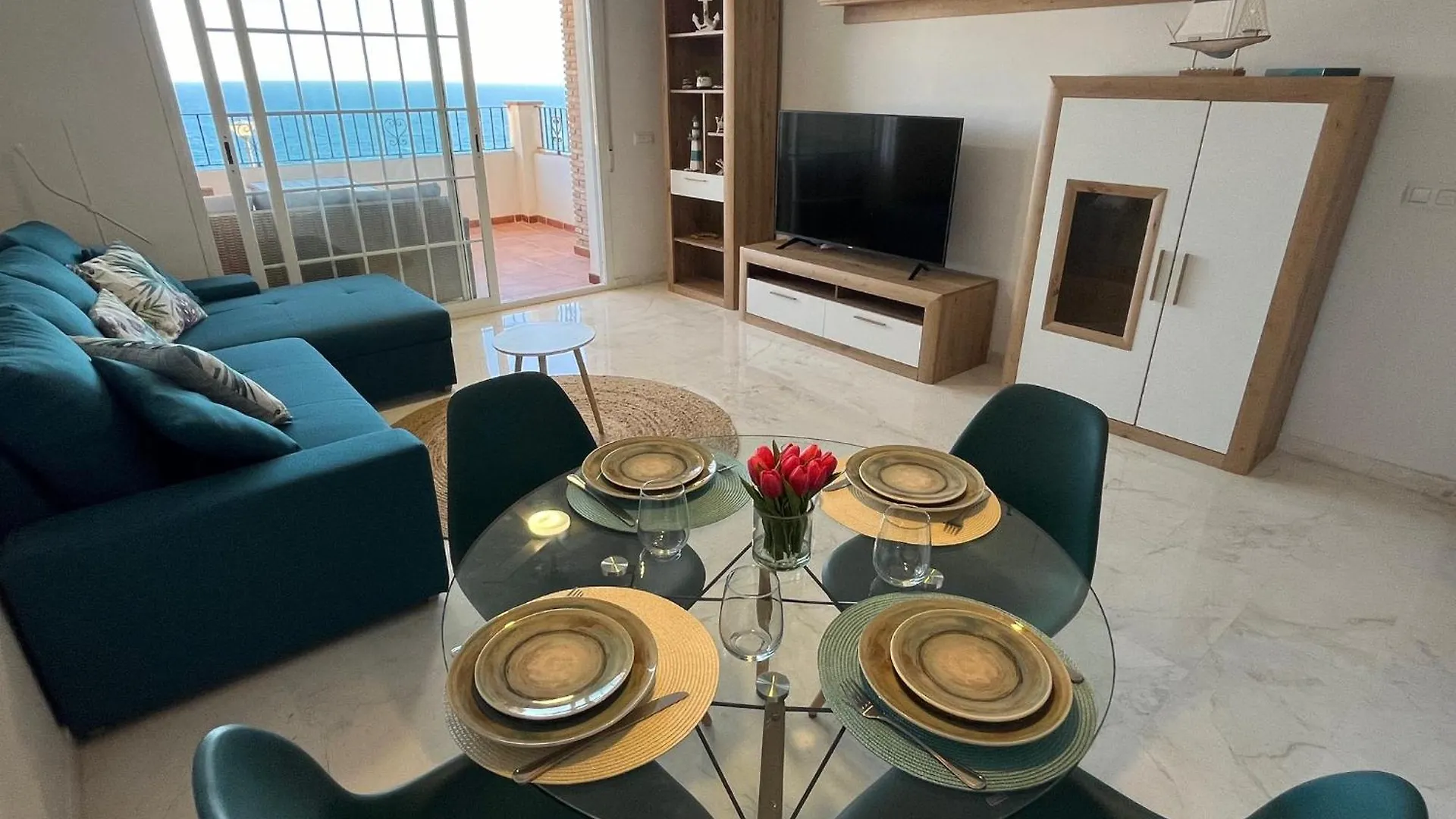 Alma De Marina II Apartment La Herradura